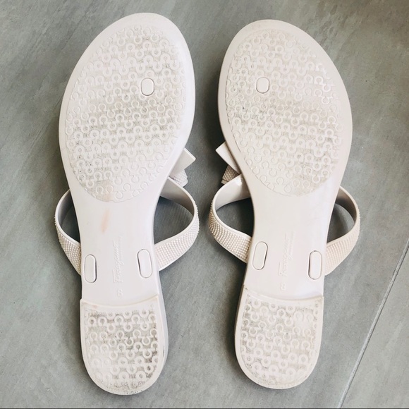 Ferragamo sandals nude size 8 👡 - Picture 2 of 2